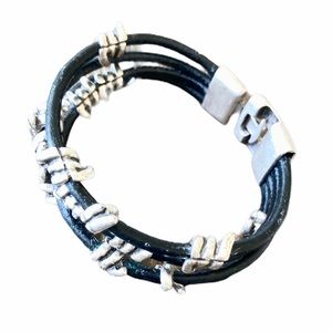 Leather Barbwire Four Row Bracelet Black New
